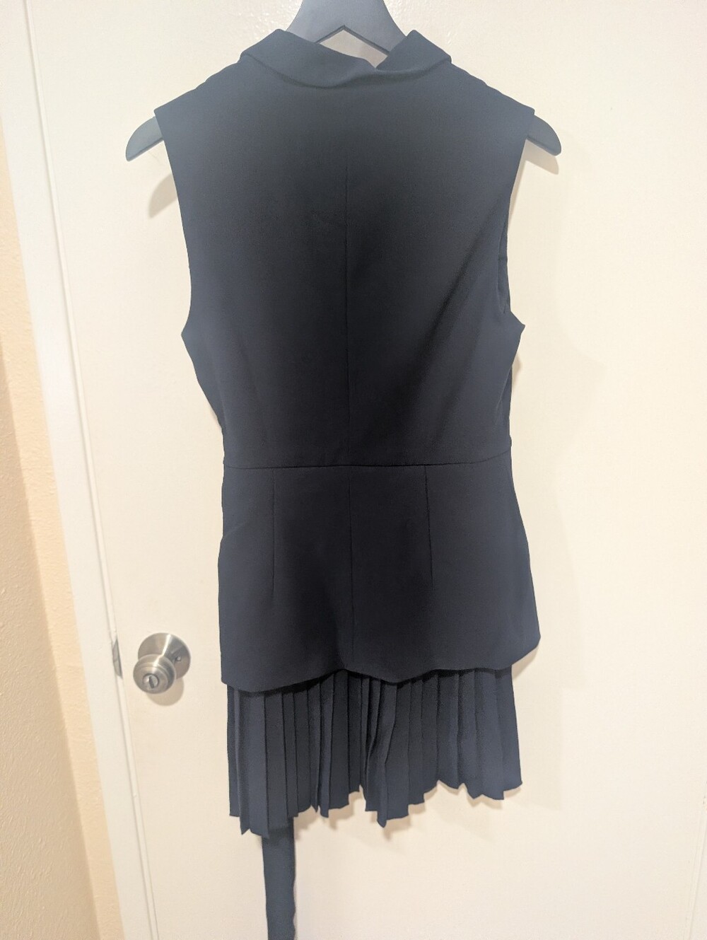Commense NWT Navy Belted Pleated Sleeveless Blazer Dress - Picture 9 of 13